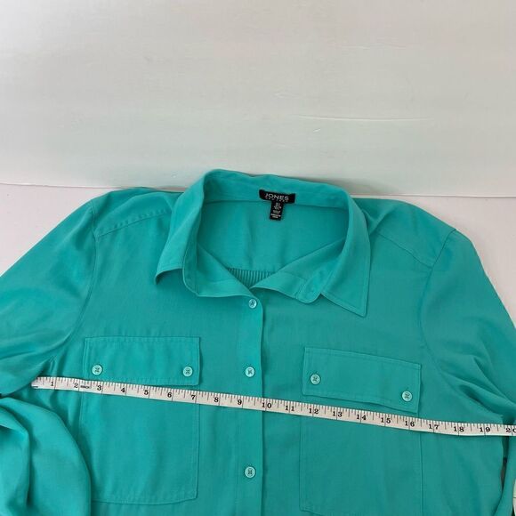 Jones| New York| Large| Career Wear| Button down| pleated back - Picture 3 of 12